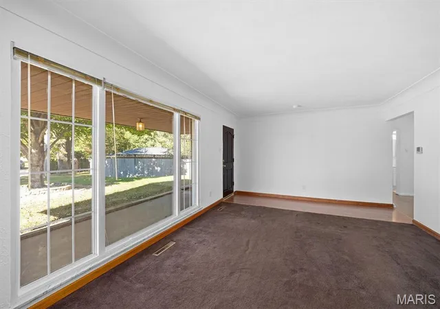 Photo 3 of Single family home for sale at 7 Ivy Ct, Belleville, IL 62220 | MLS# MIS26067381 | Listing updated on 2026-10-23