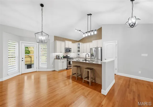 Photo 3 of Single family home for sale at 219 Country Vista Dr, Lake Saint Louis, MO 63367 | MLS# MIS26067383 | Listing updated on 2026-10-29