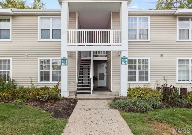 Photo 2 of Single family home for sale at 4126 Island Ter Ct, Florissant, MO 63034 | MLS# MIS26067404 | Listing updated on 2026-10-22