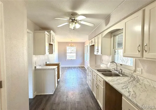 Photo 3 of Single family home for sale at 705 S Elm St, Van Buren, MO 63965 | MLS# MIS26067416 | Listing updated on 2026-10-20