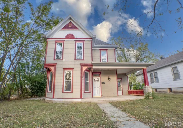 Single family home for sale at 446 N Madison Ave, Lebanon, MO 65536 | MLS# MIS26067428