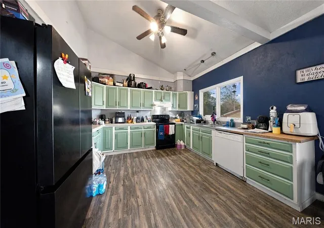 Photo 4 of Single family home for sale at 402 W Roosevelt St, Salem, MO 65560 | MLS# MIS26067430 | Listing updated on 2026-10-23