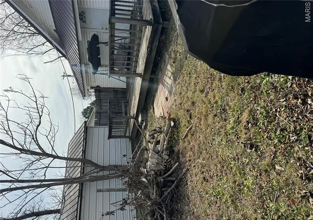 Photo 4 of Single family home for sale at 527 W Victor St, Poplar Bluff, MO 63901 | MLS# MIS26067440 | Listing updated on 2026-10-27