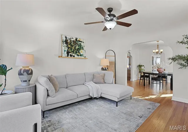 Photo 3 of Sale Pending at 3416 Macklind Ave, St Louis, MO 63139 | MLS# MIS26067443 | Listing updated on 2026-10-27