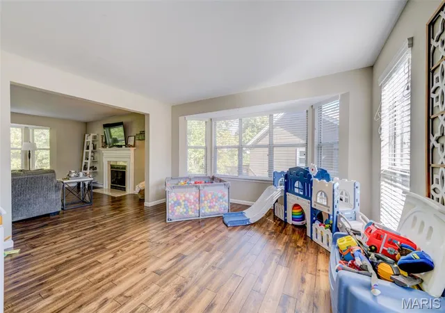 Photo 4 of Single family home for sale at 3727 Summit Dr, Saint Charles, MO 63303 | MLS# MIS26067462 | Listing updated on 2026-10-26