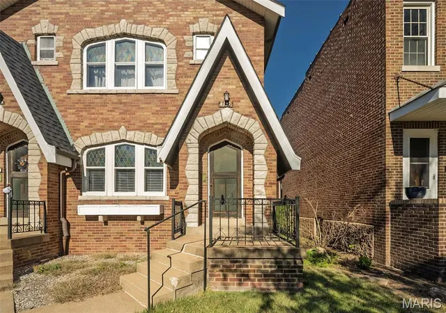 Photo 3 of Multi family home for sale at 4139 Alma Ave, Saint Louis, MO 63116 | MLS# MIS26067473 | Listing updated on 2026-10-23