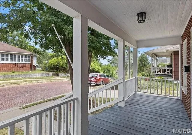 Photo 3 of Single family home for sale at 308 Allen, Alton, IL 62002 | MLS# MIS26067477 | Listing updated on 2026-10-23