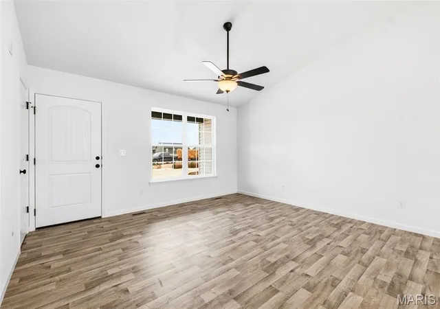 Photo 4 of Single family home for sale at 1016 Samwise St, Wright City, MO 63390 | MLS# MIS26067478 | Listing updated on 2026-10-20