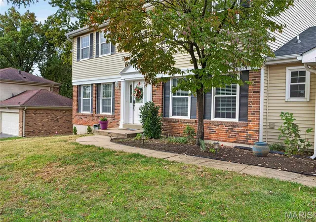 Photo 1 of Single family home for sale at 14258 Dinsmoor Dr, Chesterfield, MO 63017 | MLS# MIS26067479 | Listing updated on 2026-10-29