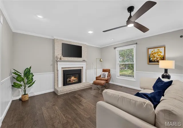 Photo 4 of Single family home for sale at 14258 Dinsmoor Dr, Chesterfield, MO 63017 | MLS# MIS26067479 | Listing updated on 2026-10-29