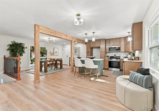 Photo 3 of Single family home for sale at 4 Riviera Ct, Lake Saint Louis, MO 63367 | MLS# MIS26067493 | Listing updated on 2026-10-29