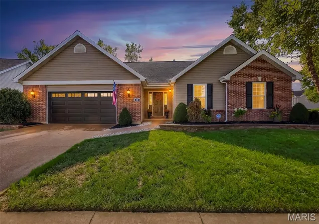 Photo 1 of Sale Pending at 38 Mountain Laurel Dr, Saint Peters, MO 63376 | MLS# MIS26067509 | Listing updated on 2026-10-26