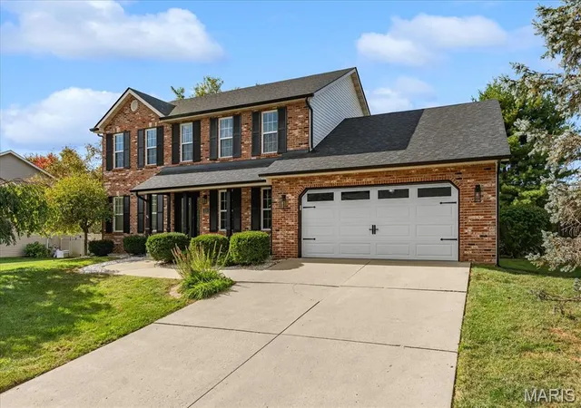 Photo 2 of Single family home for sale at 2250 Deer Springs Trl, Belleville, IL 62221 | MLS# MIS26067510 | Listing updated on 2026-10-23