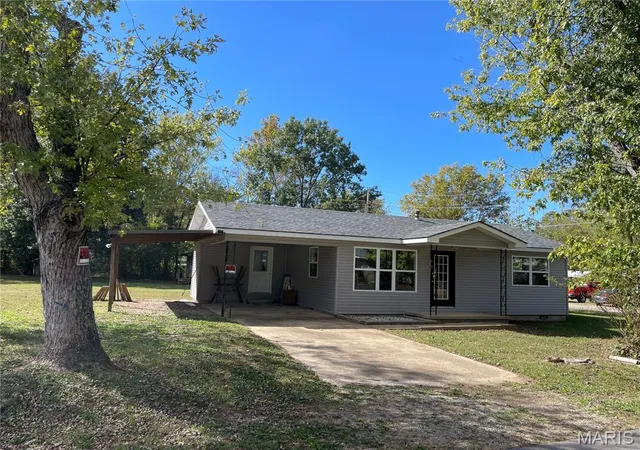 Single family home for sale at 601 Big Ben Blvd, Piedmont, MO 63957 | MLS# MIS26067520