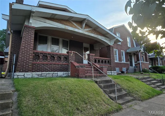 Photo 1 of Single family home for sale at 3648 Meramec St, Saint Louis, MO 63116 | MLS# MIS26067521 | Listing updated on 2026-10-22