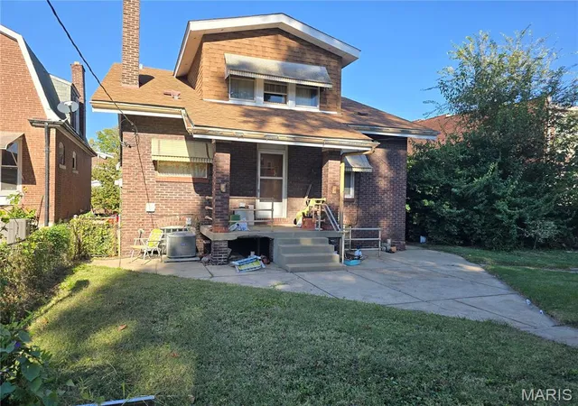 Photo 2 of Single family home for sale at 3648 Meramec St, Saint Louis, MO 63116 | MLS# MIS26067521 | Listing updated on 2026-10-22