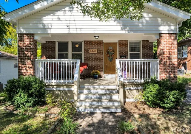 Photo 2 of Single family home for sale at 7447 Gayola Pl, Saint Louis, MO 63143 | MLS# MIS26067523 | Listing updated on 2026-10-22