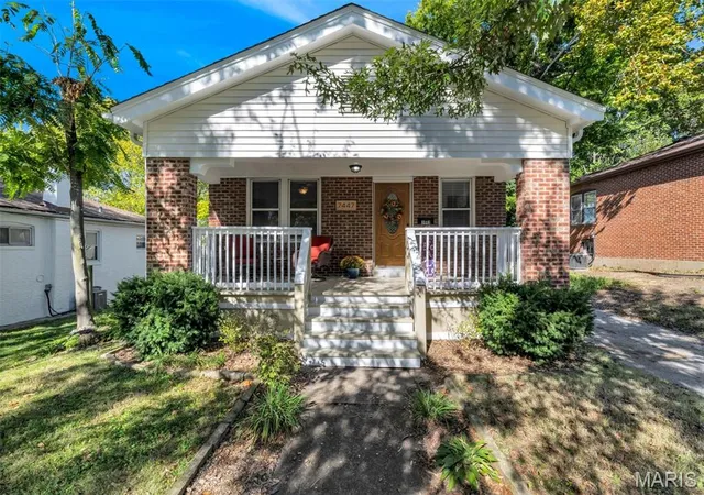 Photo 3 of Single family home for sale at 7447 Gayola Pl, Saint Louis, MO 63143 | MLS# MIS26067523 | Listing updated on 2026-10-22