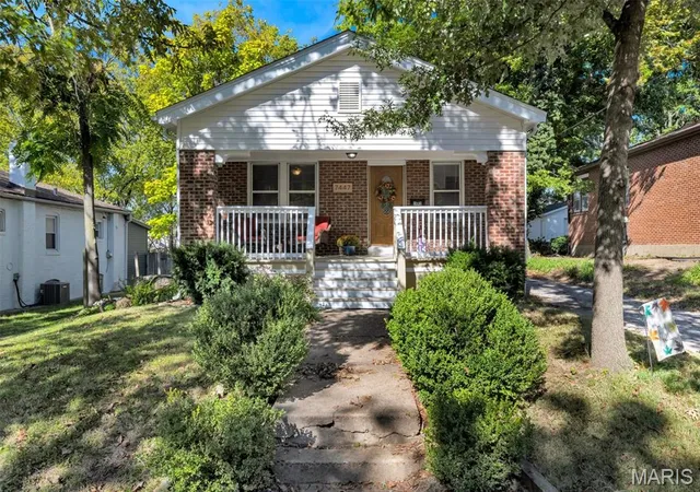 Photo 3 of Single family home for sale at 7447 Gayola Pl, Saint Louis, MO 63143 | MLS# MIS26067523 | Listing updated on 2026-10-22
