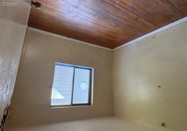 Photo 3 of Single family home for sale at 12047 Larimore Rd, Saint Louis, MO 63138 | MLS# MIS26067524 | Listing updated on 2026-10-26