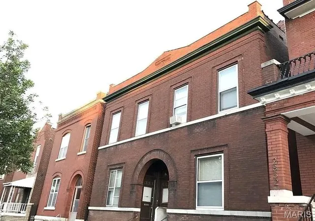 Multi family home for sale at 2848 Wyoming St, Saint Louis, MO 63118 | MLS# MIS26067525