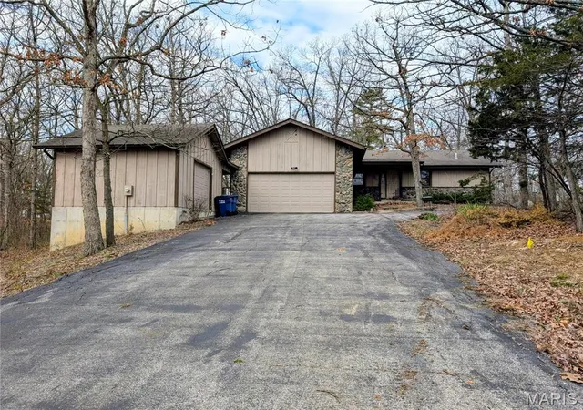 Photo 3 of Single family home for sale at 1201 N State Hwy 47, Warrenton, MO 63383 | MLS# MIS26067530 | Listing updated on 2026-10-29