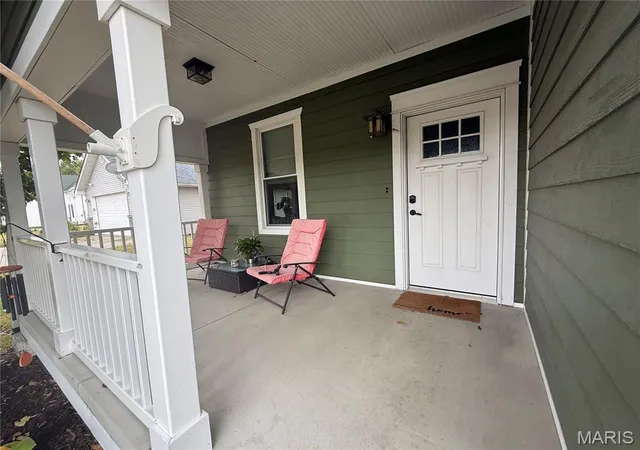 Photo 1 of Single family home for sale at 548 Glen Xing Rd, Glen Carbon, IL 62034 | MLS# MIS26067532 | Listing updated on 2026-10-22