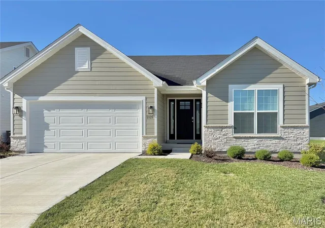 Single family home for sale at 205 Red Fox Ct, Eureka, MO 63025 | MLS# MIS26067536