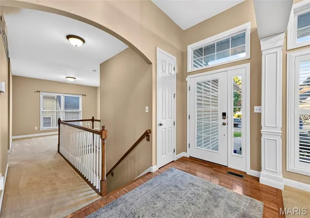 Photo 4 of Single family home for sale at 600 Sterling Ter Dr, Saint Charles, MO 63301 | MLS# MIS26067541 | Listing updated on 2026-10-28
