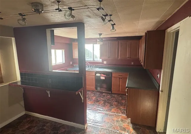 Photo 2 of Single family home for sale at 2929 Alger Ave, Saint Louis, MO 63121 | MLS# MIS26067543 | Listing updated on 2026-10-27
