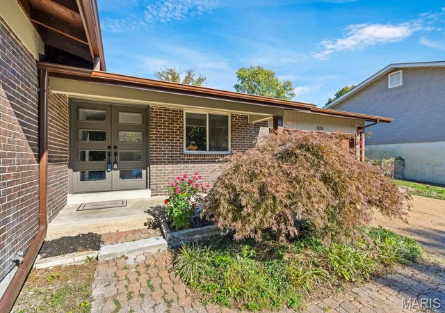 Photo 2 of Single family home for sale at 3106 Donnycave Ln, Maryland Heights, MO 63043 | MLS# MIS26067548 | Listing updated on 2026-10-22