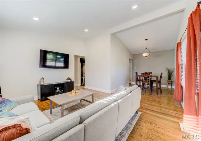 Photo 3 of Sale Pending at 134 Monica Dr, Saint Louis, MO 63127 | MLS# MIS26067553 | Listing updated on 2026-10-24