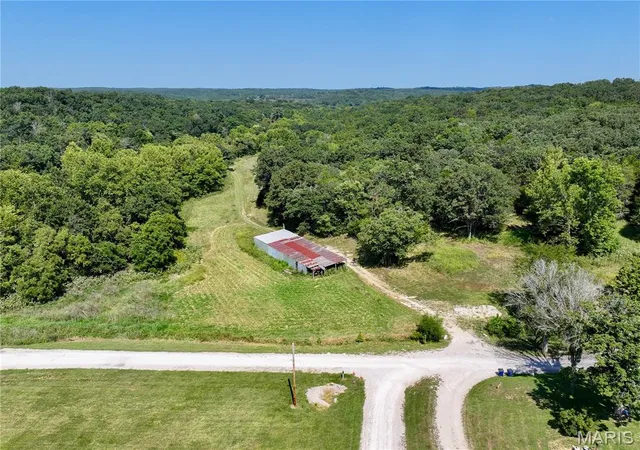 Photo 2 of Land for sale at Lot 1 Tanglefoot Farms, Unincorporated, MO 63028 | MLS# MIS26067571 | Listing updated on 2026-10-21