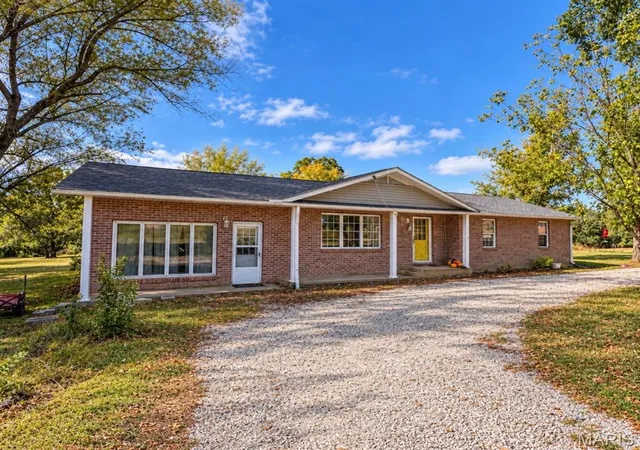 Photo 1 of Single family home for sale at 31197 State Hwy 34, Marble Hill, MO 63764 | MLS# MIS26067576 | Listing updated on 2026-10-26