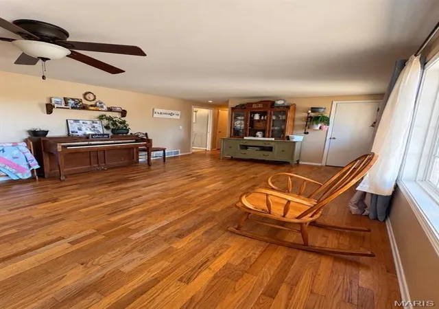 Photo 3 of Single family home for sale at 31197 State Hwy 34, Marble Hill, MO 63764 | MLS# MIS26067576 | Listing updated on 2026-10-26