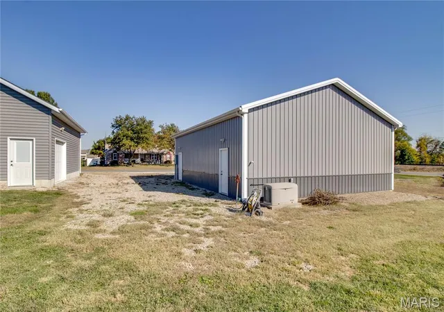 Photo 86 of Single family home for sale at 34101 Craig Lake Rd, Brighton, IL 62012 | MLS# MIS26067587 | Listing updated on 2026-10-28