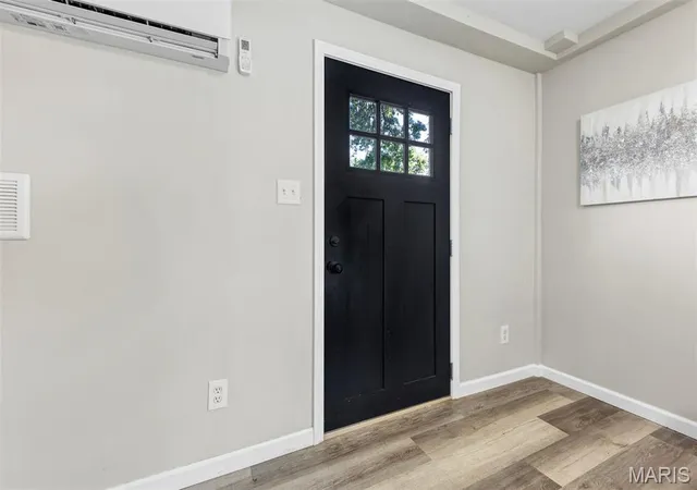 Photo 3 of Single family home for sale at 9024 Forest Ave, Saint Louis, MO 63114 | MLS# MIS26067590 | Listing updated on 2026-10-28