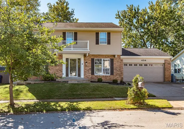 Single family home for sale at 434 Paula Vale Ct, Ballwin, MO 63021 | MLS# MIS26067591