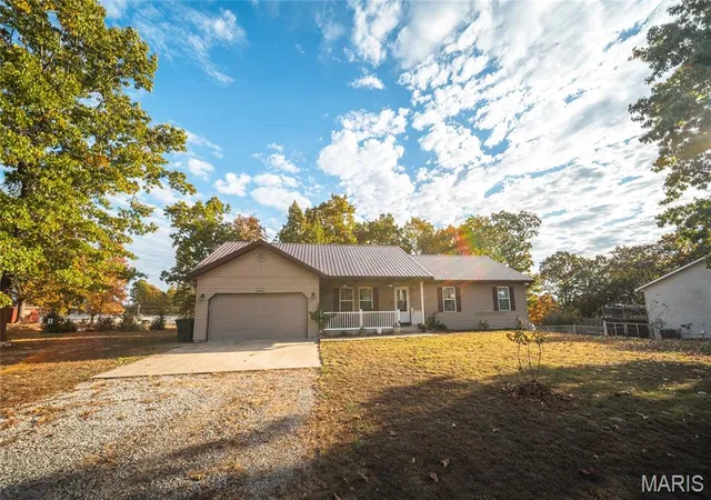 Photo 1 of Single family home for sale at 14137 Tabernacle Ln, Saint Robert, MO 65584 | MLS# MIS26067592 | Listing updated on 2026-10-30