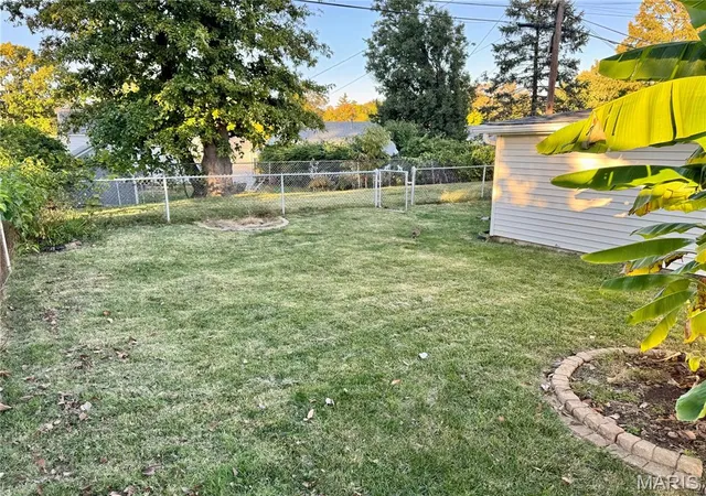Photo 4 of Single family home for sale at 9633 Echo Ln, Saint Louis, MO 63114 | MLS# MIS26067616 | Listing updated on 2026-10-22