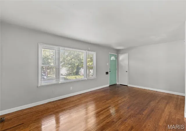 Photo 4 of Single family home for sale at 5479 Hamilton Ave, Saint Louis, MO 63136 | MLS# MIS26067632 | Listing updated on 2026-10-30