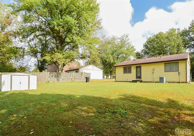 Photo 4 of Single family home for sale at 1440 Wabash Ave, Belleville, IL 62220 | MLS# MIS26067640 | Listing updated on 2026-10-22