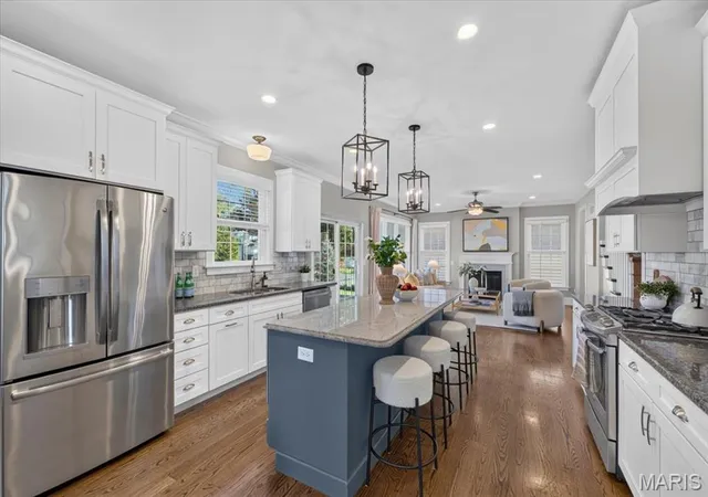 Photo 4 of Single family home for sale at 926 Twin Pine Dr, Saint Louis, MO 63131 | MLS# MIS26067655 | Listing updated on 2026-10-28