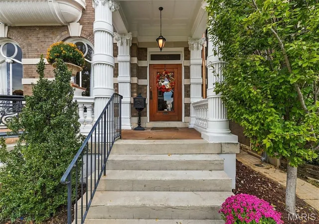 Photo 2 of Mansion for sale at 5291 Westminster Pl, Saint Louis, MO 63108 | MLS# MIS26067678 | Listing updated on 2026-10-27