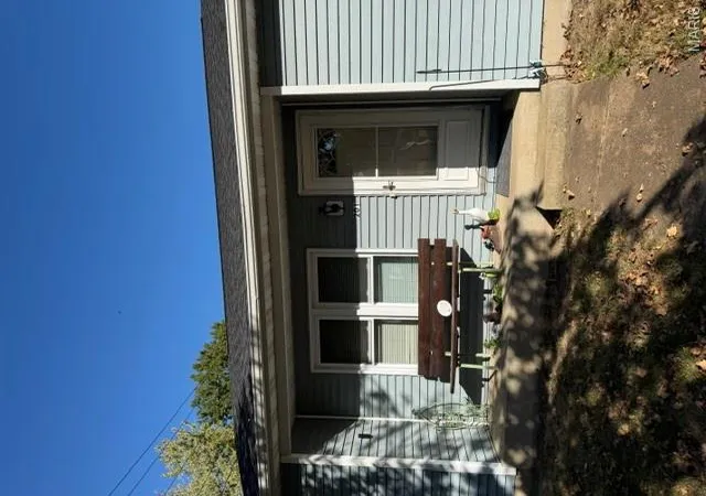 Photo 3 of Single family home for sale at 201 S Bland Ave, Belle, MO 65013 | MLS# MIS26067687 | Listing updated on 2026-10-26
