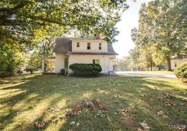Photo 50 of Single family home for sale at 2308 Brown St, Alton, IL 62002 | MLS# MIS26067692 | Listing updated on 2026-10-27