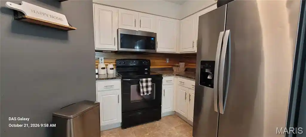 Photo 4 of Condo for sale at 1606 Forest Springs Ln #B, Ballwin, MO 63021 | MLS# MIS26067705 | Listing updated on 2026-10-26