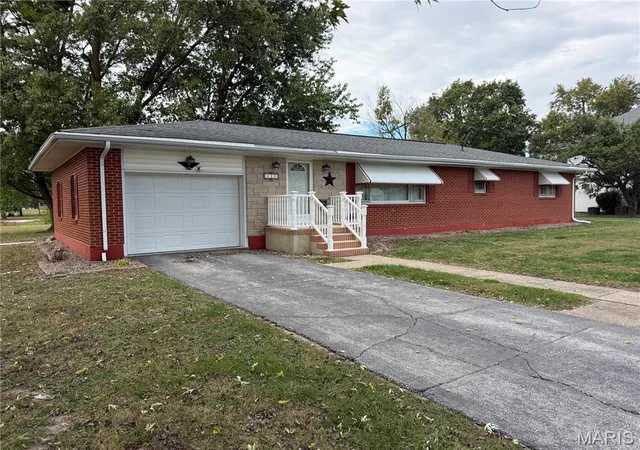 Photo 1 of Single family home for sale at 402 S Public St, Center, MO 63436 | MLS# MIS26067712 | Listing updated on 2026-10-23