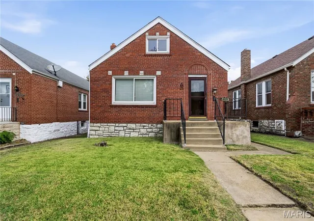 Photo 1 of Single family home for sale at 4151 Loughborough Ave, Saint Louis, MO 63116 | MLS# MIS26067726 | Listing updated on 2026-10-28