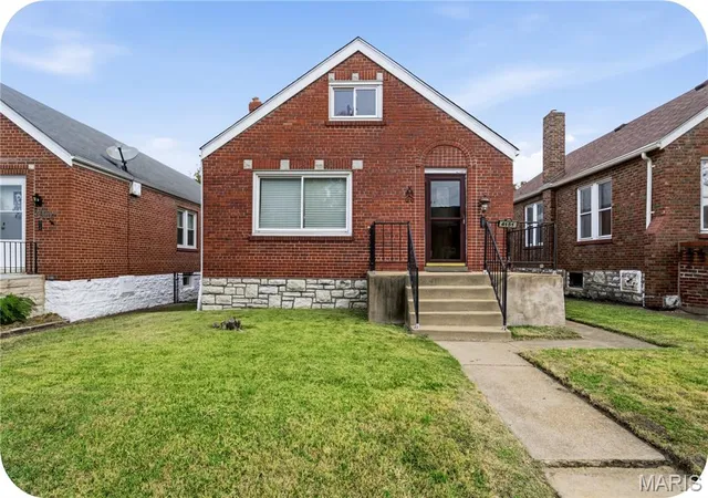 Photo 1 of Single family home for sale at 4151 Loughborough Ave, Saint Louis, MO 63116 | MLS# MIS26067726 | Listing updated on 2026-10-28